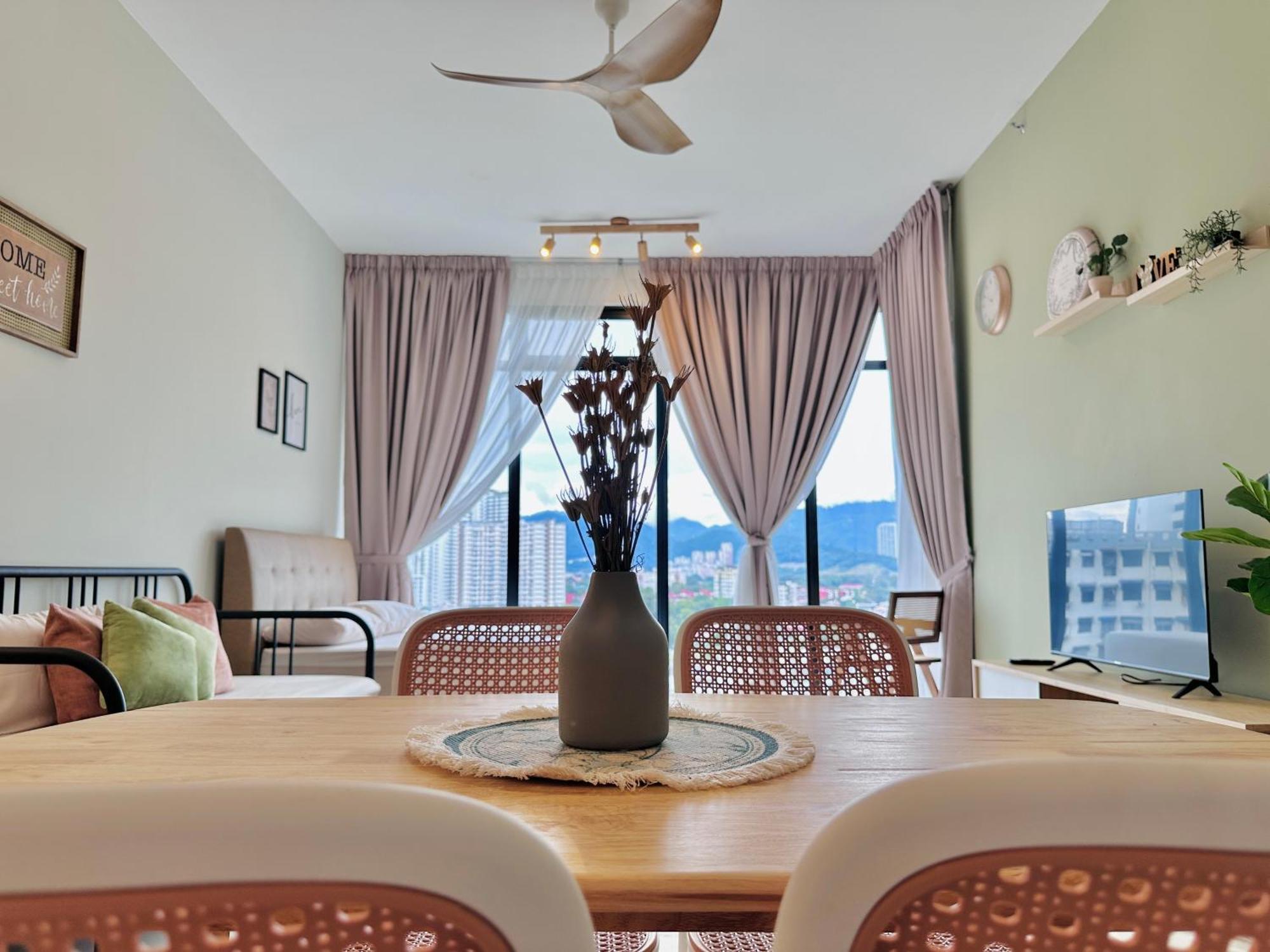 2Br Luxury Rooftop Swimming Pook Homestay@Georgetown@10Pax - 无敌美景两房民宿 Bagian luar foto